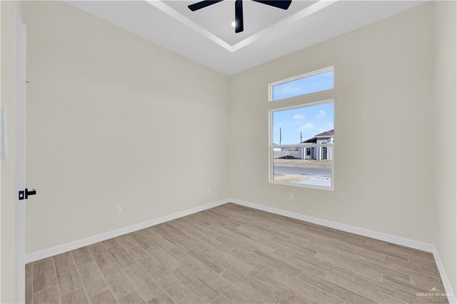 151 E Irvine Avenue, Alamo, TX 78516