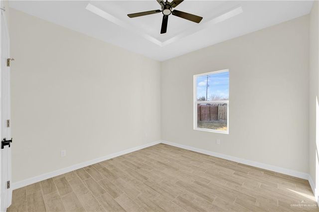 151 E Irvine Avenue, Alamo, TX 78516