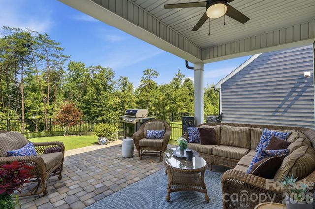 1441 Ardmore Drive, Sherrills Ford, NC 28673