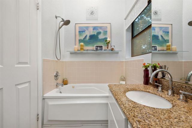 1204 Summit Edge DR, Austin, TX 78732