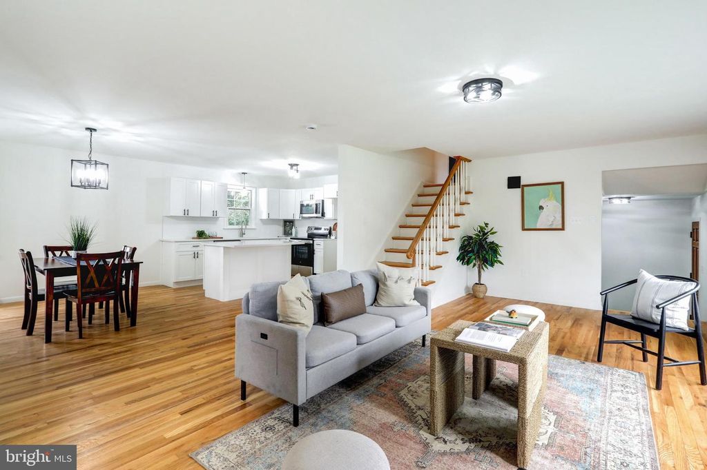 933 BYRON RD, Hummelstown, PA 17036