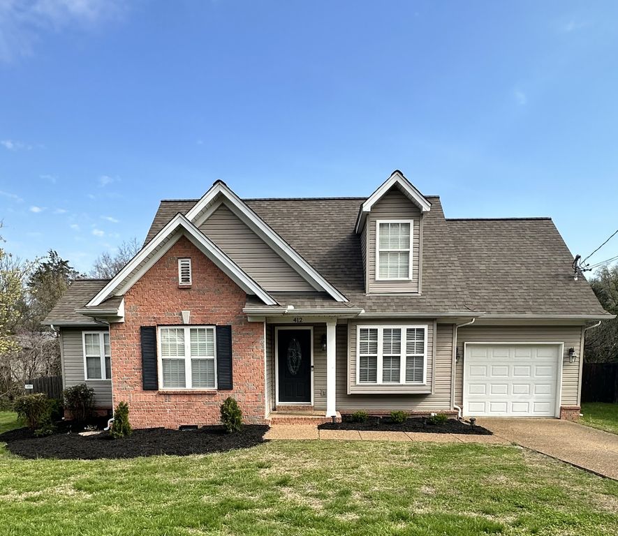 412 Brownstone St, Old Hickory, TN 37138