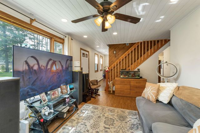 104 Tabernacle Street, Rumney, NH 03266