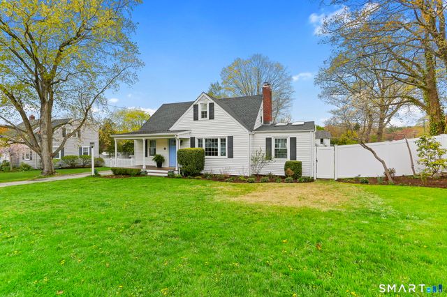 10 Millspaugh Drive, Fairfield, CT 06824