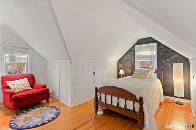 10 Millspaugh Drive, Fairfield, CT 06824