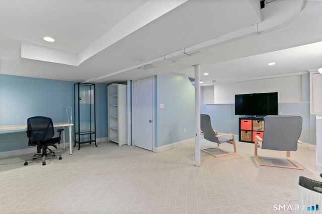 10 Millspaugh Drive, Fairfield, CT 06824