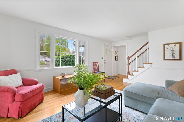 10 Millspaugh Drive, Fairfield, CT 06824