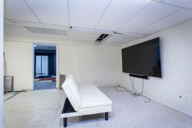 2004 Twin Sun Circle, Commerce Charter Township, MI 48390