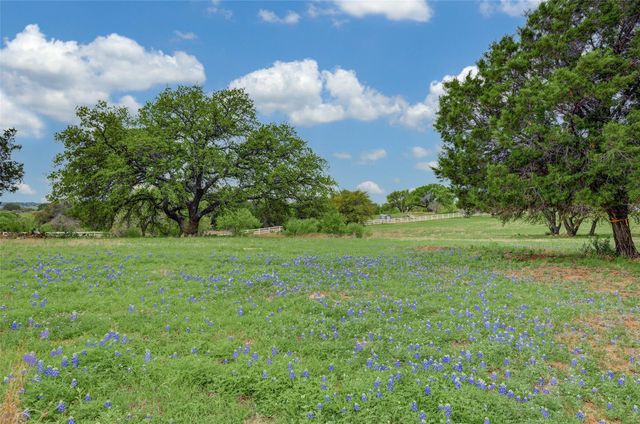 26 Westgate LOOP, Horseshoe Bay, TX 78657