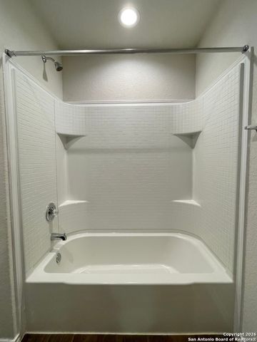 852 Armadillo, Seguin, TX 78155