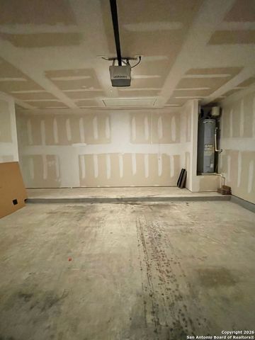 852 Armadillo, Seguin, TX 78155