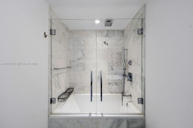 1451 Brickell Ave 903, Miami, FL 33131