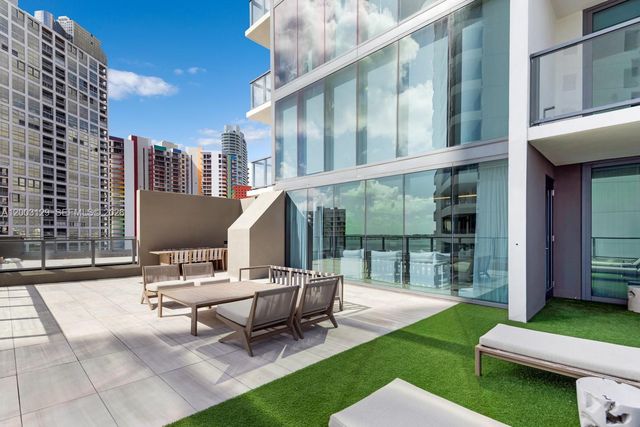 1451 Brickell Ave 903, Miami, FL 33131