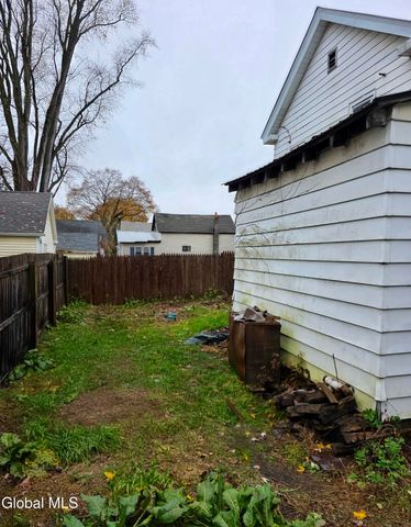 10 Edward Street, Fort Edward, NY 12828