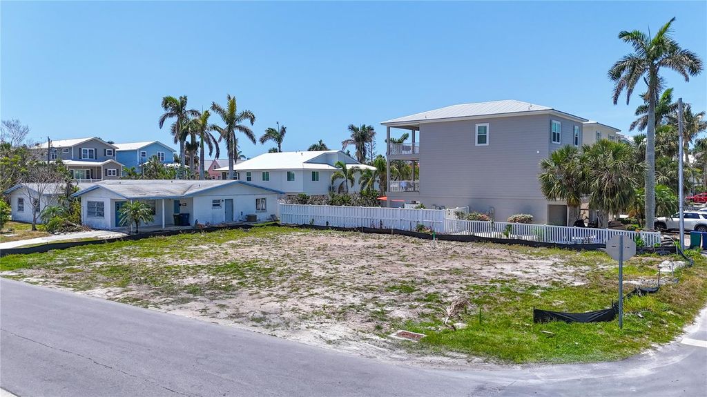 6406 HOLMES BOULEVARD, HOLMES BEACH, FL 34217 — photo 2