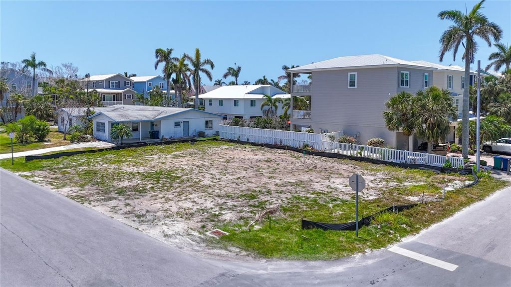 6406 HOLMES BOULEVARD, HOLMES BEACH, FL 34217 — photo 4