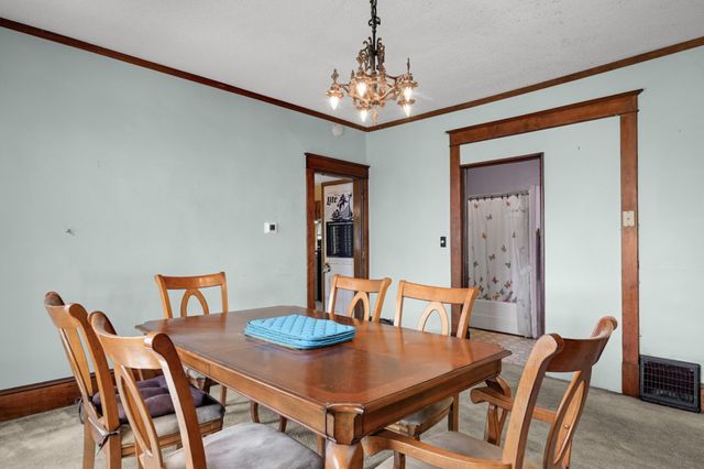 323 Erie Street, Saint Paul, MN 55102