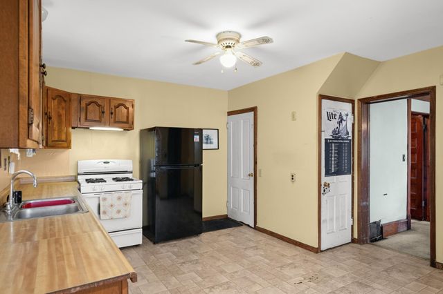 323 Erie Street, Saint Paul, MN 55102
