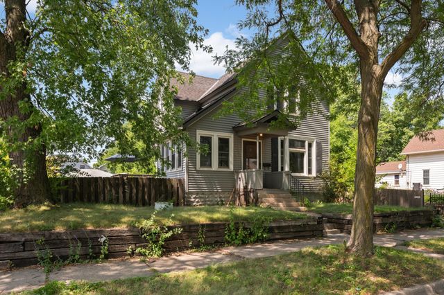 323 Erie Street, Saint Paul, MN 55102