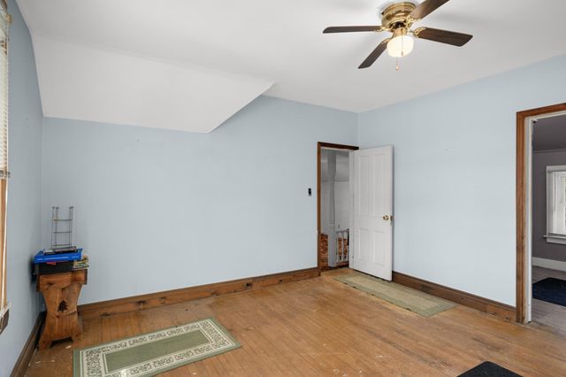 323 Erie Street, Saint Paul, MN 55102