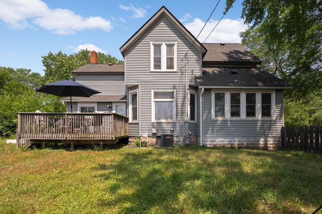 323 Erie Street, Saint Paul, MN 55102