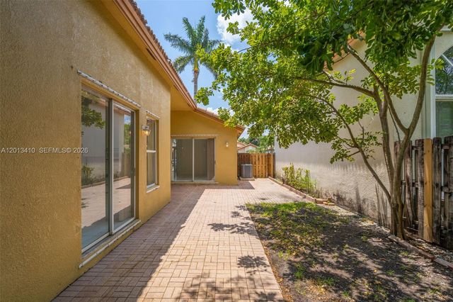 9803 NW 32nd St, Doral, FL 33172