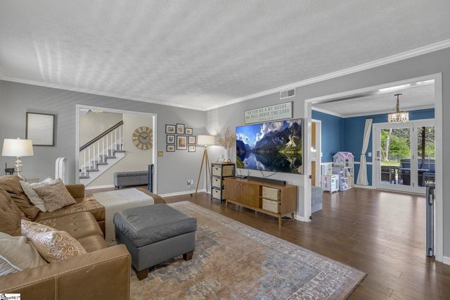 105 Yorktown Court, Easley, SC 29642