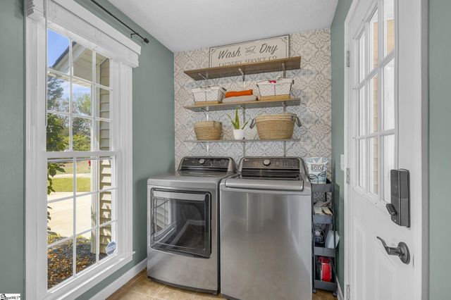 105 Yorktown Court, Easley, SC 29642