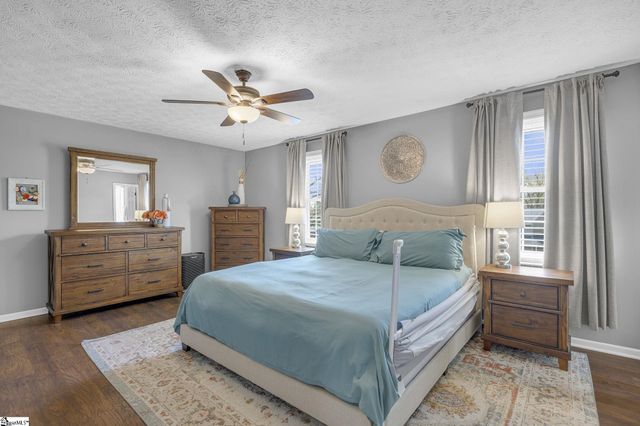 105 Yorktown Court, Easley, SC 29642