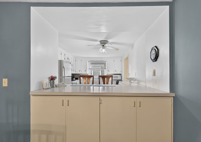 39 Hillsdale Rd, Dedham, MA 02026