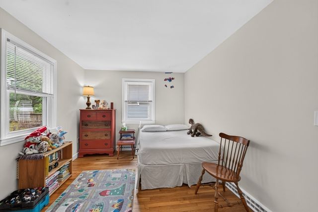39 Hillsdale Rd, Dedham, MA 02026