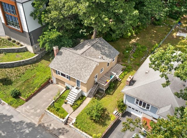 39 Hillsdale Rd, Dedham, MA 02026