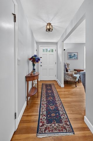 39 Hillsdale Rd, Dedham, MA 02026