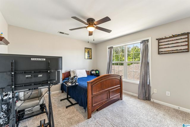 1290 VILLAGE TRAIL, Calera, AL 35040
