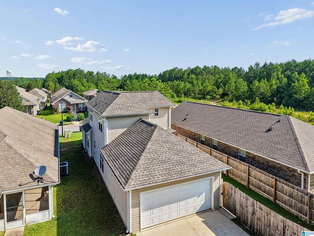 1290 VILLAGE TRAIL, Calera, AL 35040