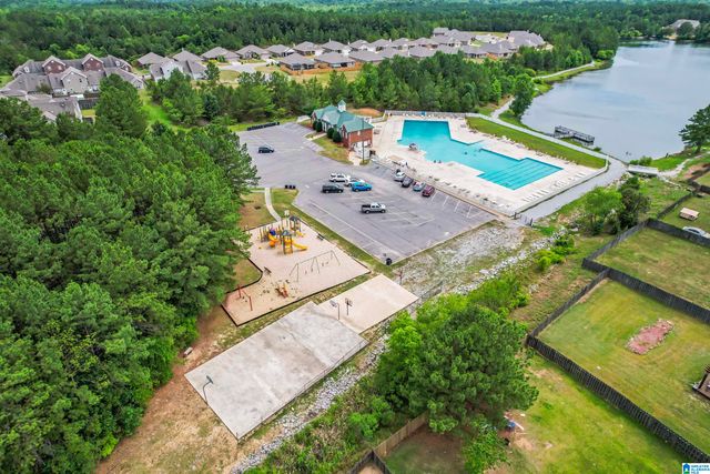 1290 VILLAGE TRAIL, Calera, AL 35040