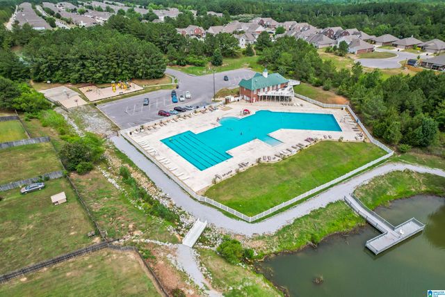 1290 VILLAGE TRAIL, Calera, AL 35040