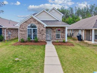 1290 VILLAGE TRAIL, Calera, AL 35040