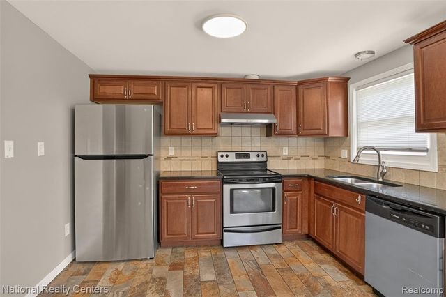 29648 Hillbrook Street, Livonia, MI 48152
