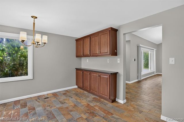 29648 Hillbrook Street, Livonia, MI 48152