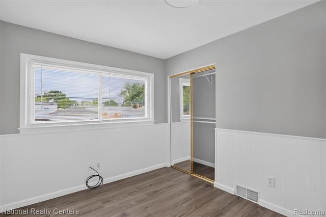 29648 Hillbrook Street, Livonia, MI 48152