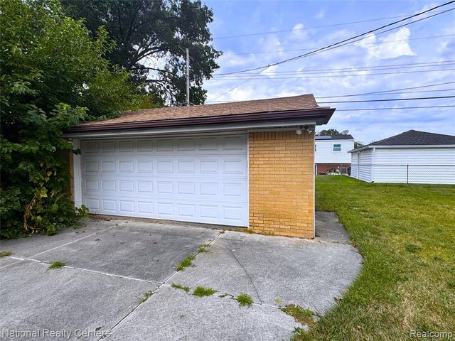 29648 Hillbrook Street, Livonia, MI 48152