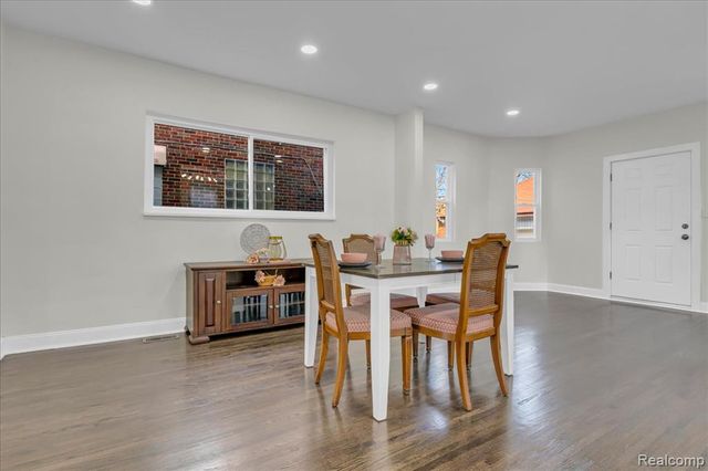 18050 Wisconsin Street, Detroit, MI 48221