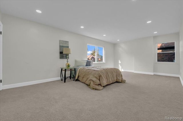 18050 Wisconsin Street, Detroit, MI 48221