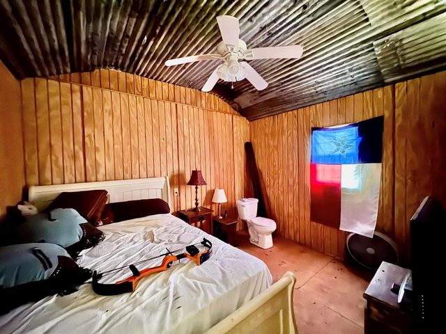915 County Road 3266, Colmesneil, TX 75938