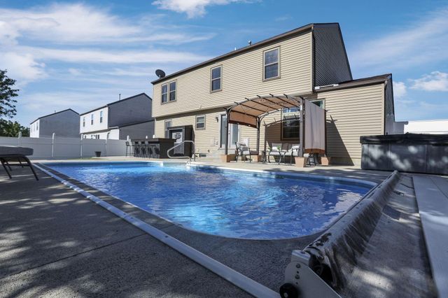 3778 Carlotta Street, Grove City, OH 43123