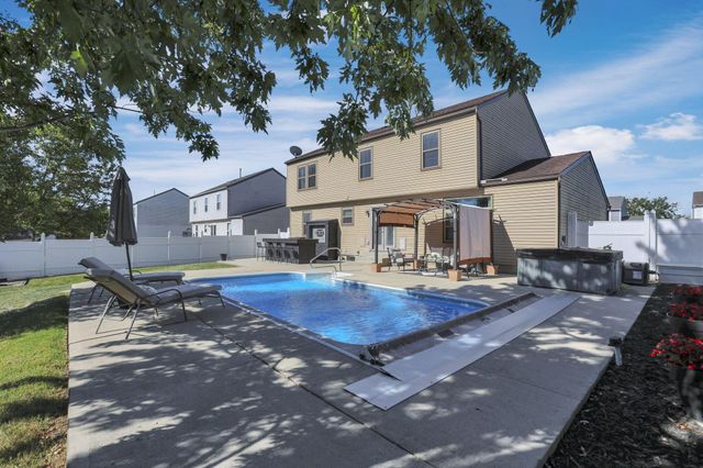 3778 Carlotta Street, Grove City, OH 43123