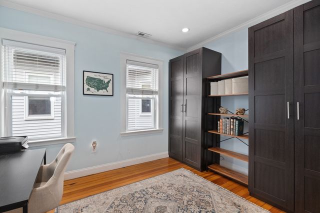285 Minot St 2, Boston, MA 02124
