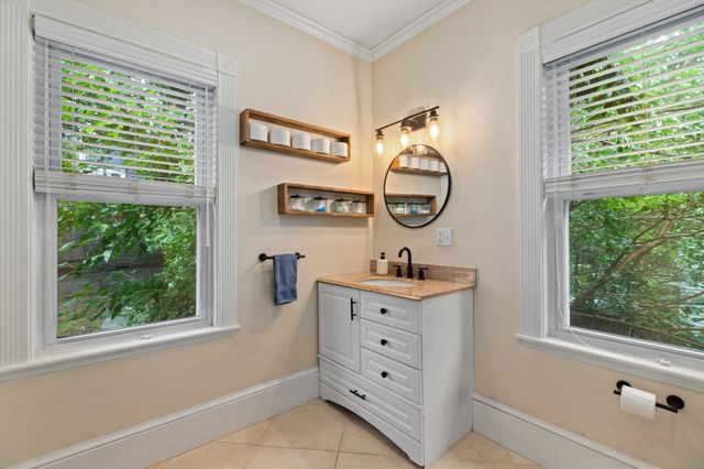 285 Minot St 2, Boston, MA 02124