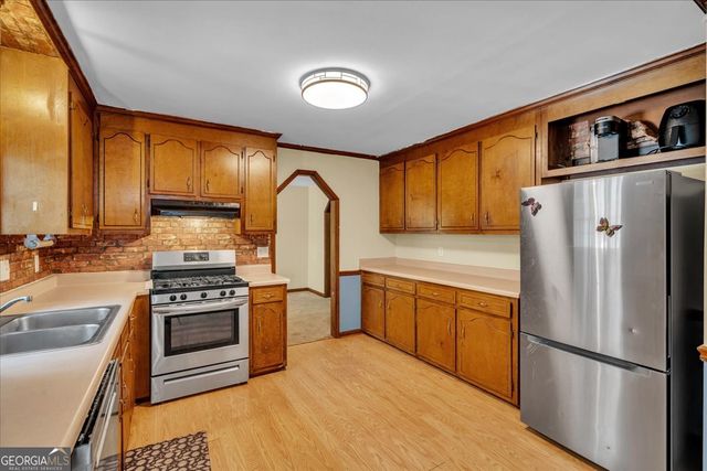 938 King Arthur Drive, Macon, GA 31220